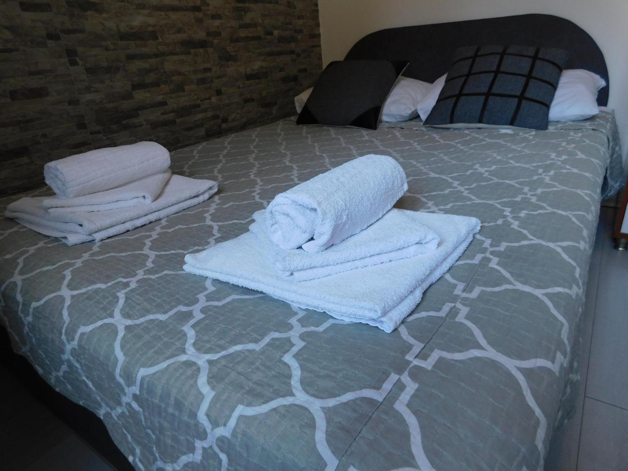 Apartments Huljev Примоштен Номер фото